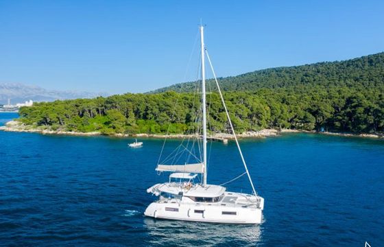 Lagoon 46