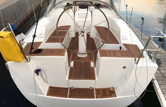 Hanse 325