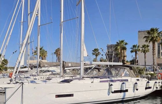 Dufour 530