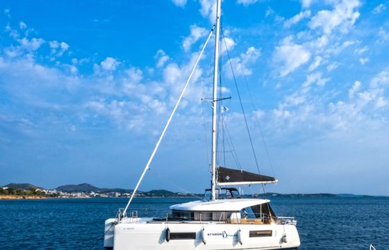 Lagoon 40
