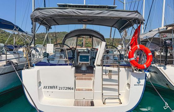 Beneteau Oceanis 40