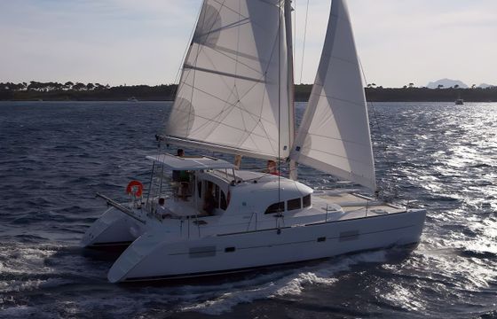 Lagoon 380 S2