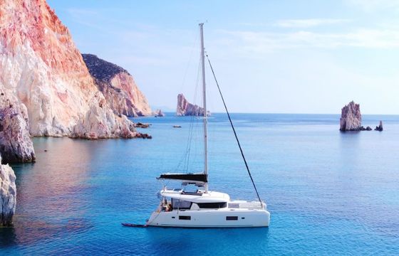 Lagoon 42