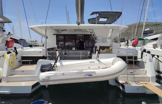 Fountaine Pajot Astrea 42