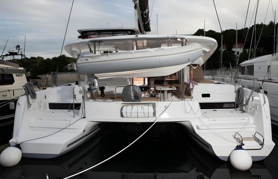 Lagoon 42