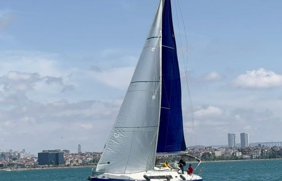 Beneteau Oceanis 37