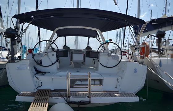 Beneteau Oceanis 48