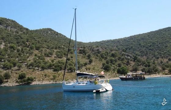Beneteau Oceanis 323