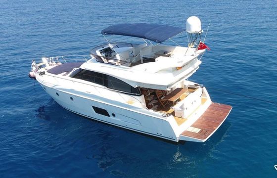 Bavaria Virtess 420 Fly