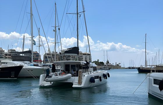 Lagoon 40