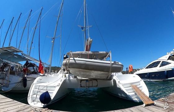 Lagoon 380