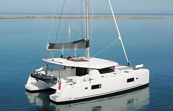 Lagoon 42