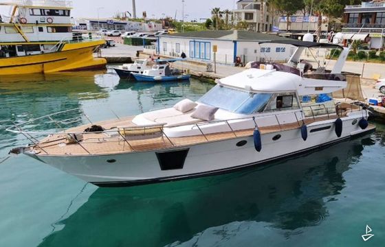 Custom Made Motoryacht
