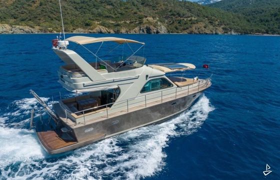 Custom Made Motoryacht