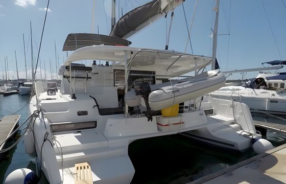 Lagoon 42