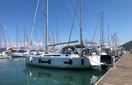 Dufour 470