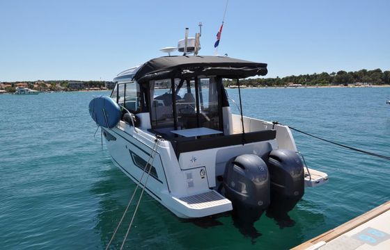 Jeanneau Merry Fisher 895