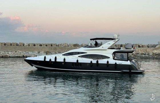 Azimut 68 Plus