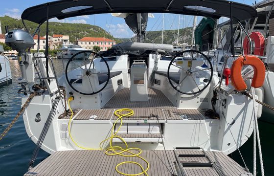Beneteau Oceanis 37.1