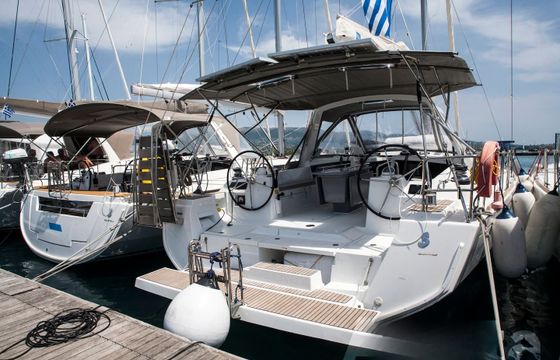 Beneteau Oceanis 48