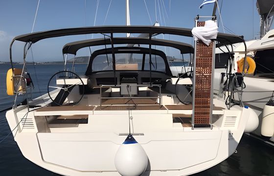 Dufour 470