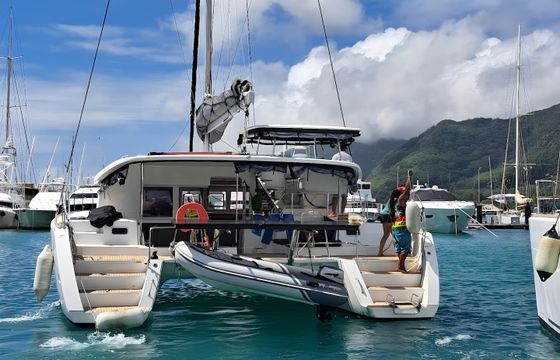 Lagoon 450 S