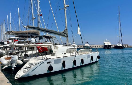 Lagoon 440