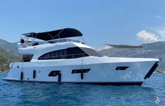 Custom Made Motoryacht