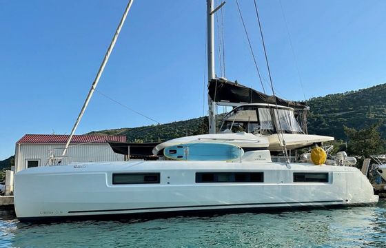 Lagoon 50