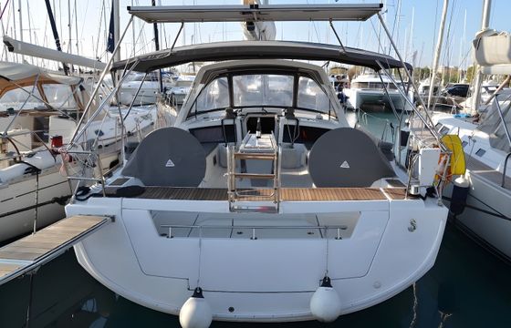 Beneteau Oceanis 48
