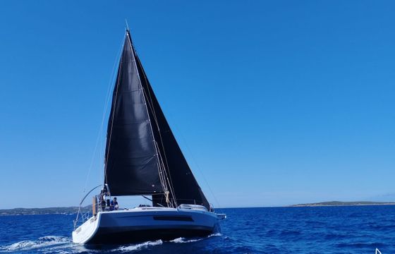 Dufour 37 Performance