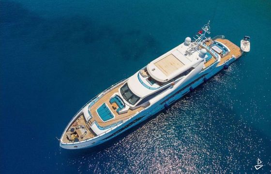 Custom Made Motoryacht