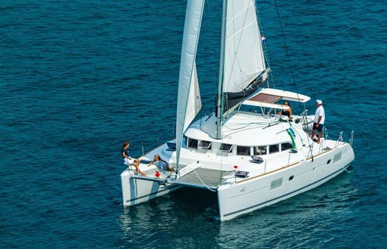 Lagoon 380