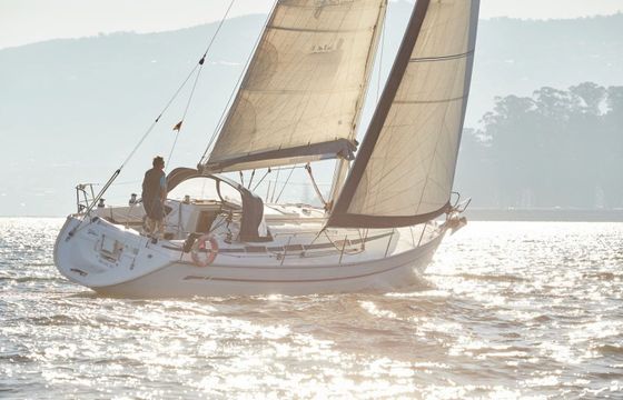 Bavaria 38
