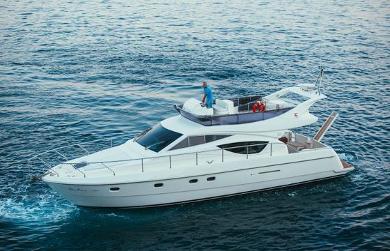 Ferretti Yachts 460
