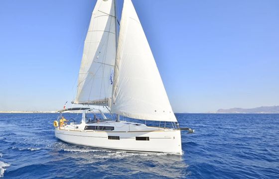 Beneteau Oceanis 35