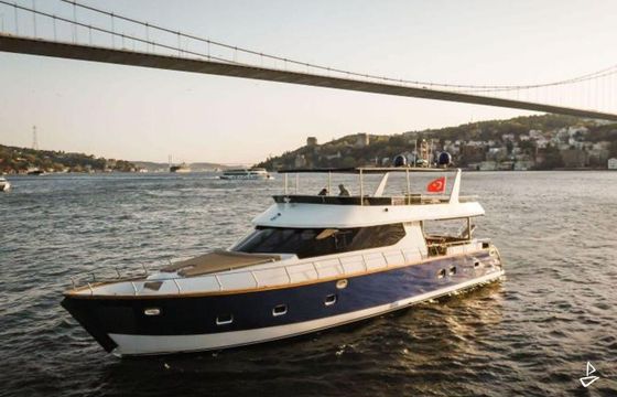 Custom Made Motoryacht