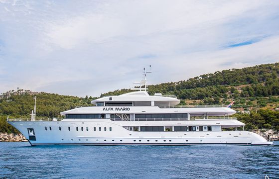Custom Made Motoryacht