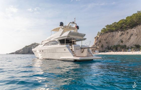 Custom Made Motoryacht