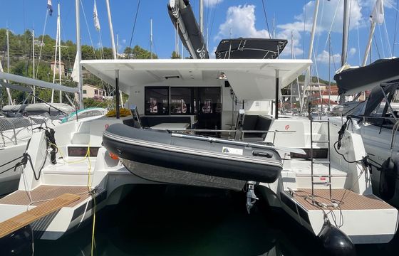 Fountaine Pajot Isla 40