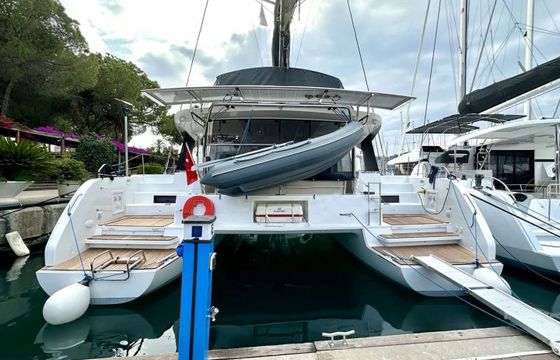 Lagoon 46