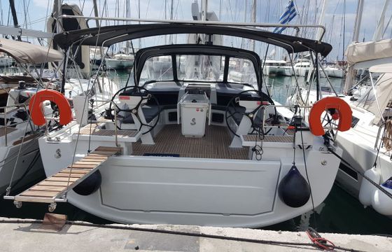 Beneteau Oceanis 51.1