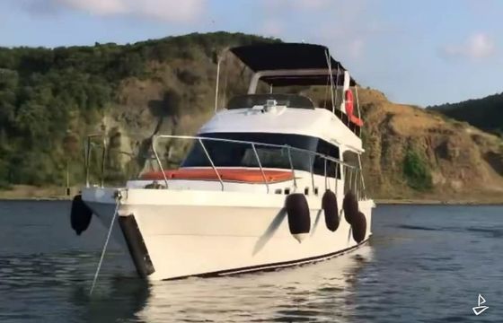 Custom Made Motoryacht