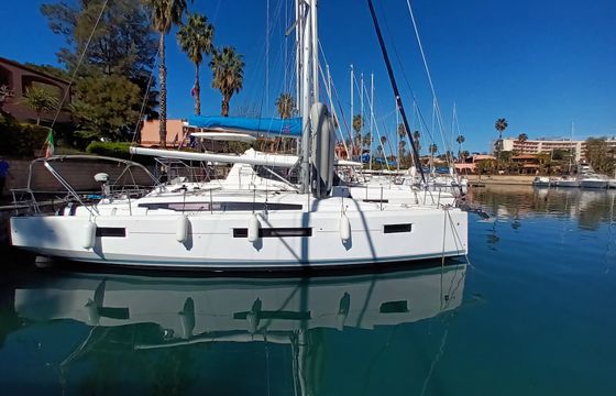 Beneteau Oceanis 30.1