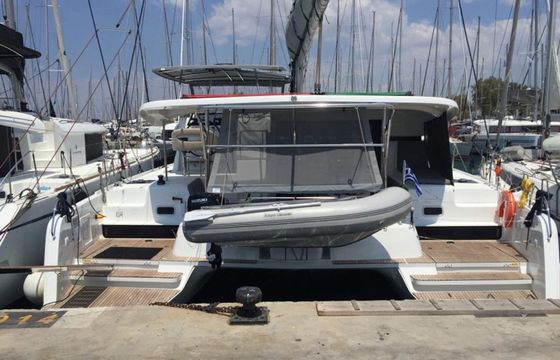 Lagoon 42