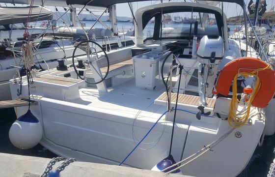 Beneteau Oceanis 51.1