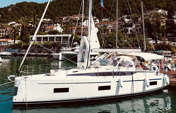 Bavaria 42 Cruiser