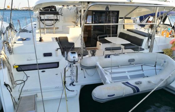 Lagoon 42