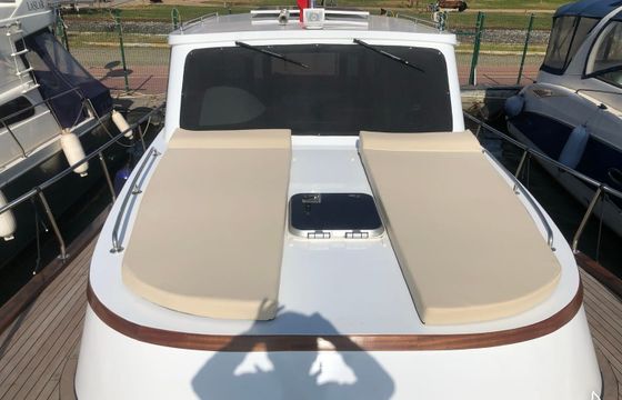Custom Made Motoryacht