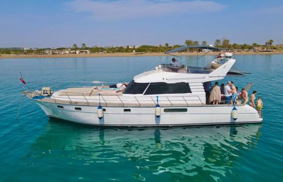 Custom Made Motoryacht